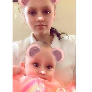 Meet your Posher, Claire